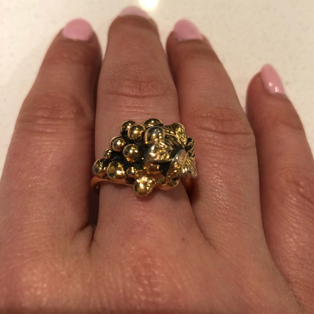 Vintage Gold Tone Grapes Grape Ring Sarah Coventry